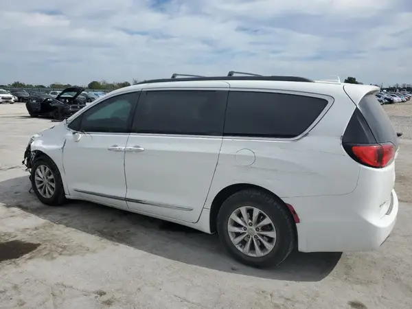 2C4RC1BG0HR540366 2017 CHRYSLER PACIFICA - Image 2