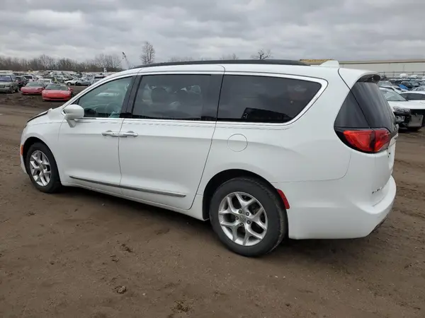 2C4RC1BG0HR541629 2017 CHRYSLER PACIFICA - Image 2