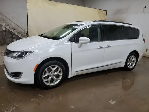 2C4RC1BG0HR541744 2017 CHRYSLER PACIFICA - Image 1