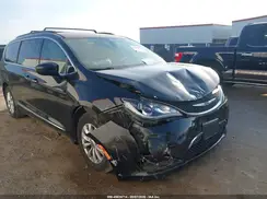 2C4RC1BG0HR543932 2017 CHRYSLER PACIFICA
