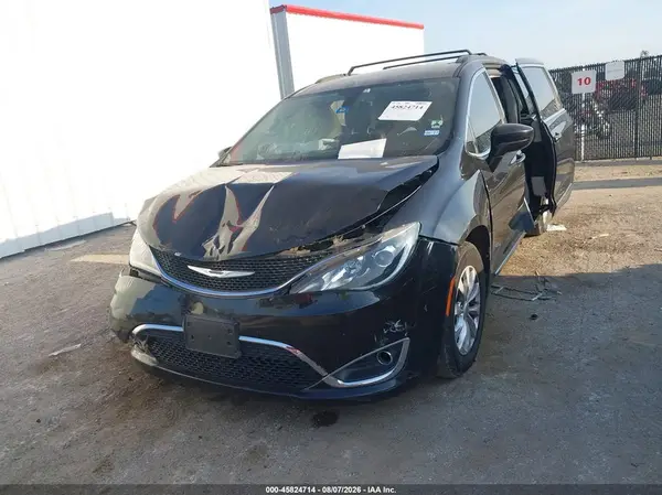 2C4RC1BG0HR543932 2017 CHRYSLER PACIFICA - Image 2