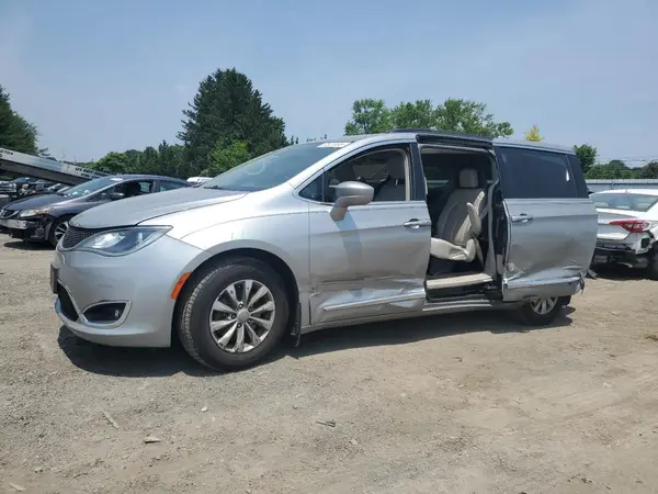 2C4RC1BG0HR552873 2017 CHRYSLER PACIFICA - Image 1