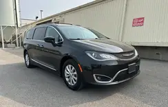 2C4RC1BG0HR559483 2017 CHRYSLER PACIFICA