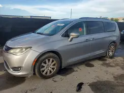 2C4RC1BG0HR569317 2017 CHRYSLER PACIFICA