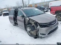 2C4RC1BG0HR576218 2017 CHRYSLER PACIFICA