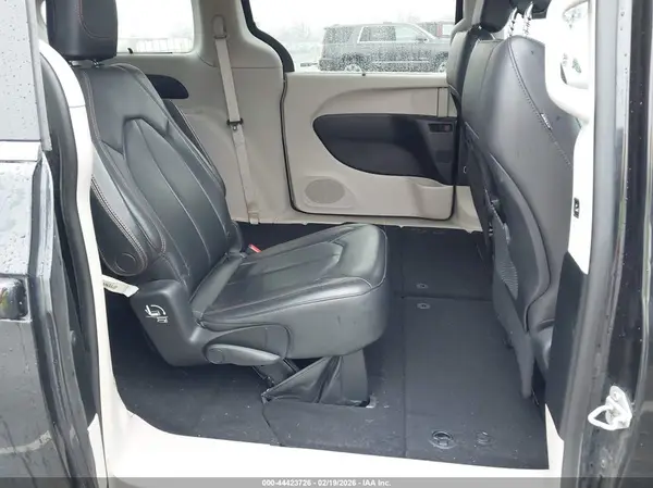 2C4RC1BG0HR576512 2017 CHRYSLER PACIFICA - Image 8