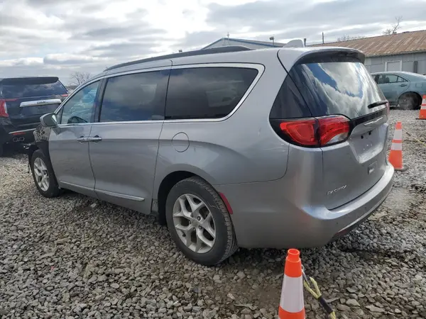 2C4RC1BG0HR598235 2017 CHRYSLER PACIFICA - Image 2