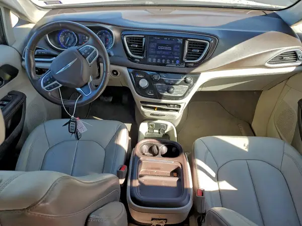 2C4RC1BG0HR598249 2017 CHRYSLER PACIFICA - Image 8