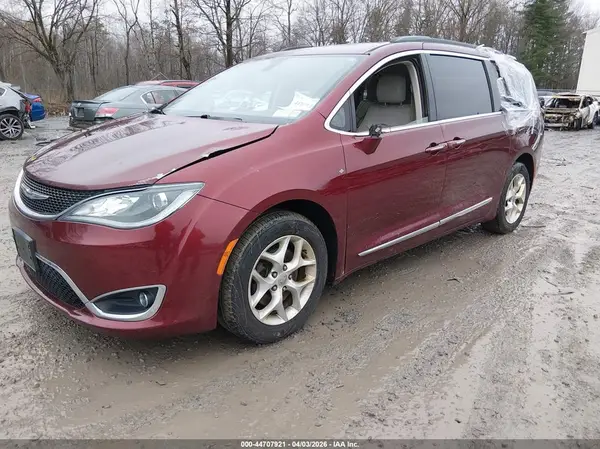 2C4RC1BG0HR608259 2017 CHRYSLER PACIFICA - Image 2