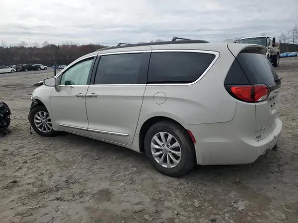 2C4RC1BG0HR610674 2017 CHRYSLER PACIFICA - Image 2