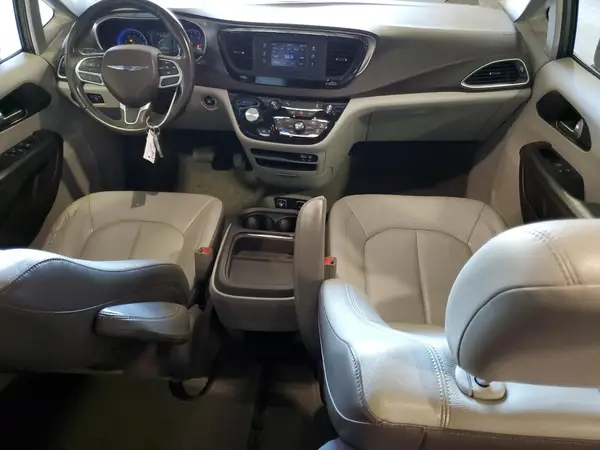 2C4RC1BG0HR611677 2017 CHRYSLER PACIFICA - Image 8