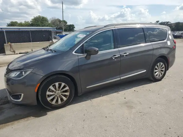 2C4RC1BG0HR620671 2017 CHRYSLER PACIFICA - Image 1