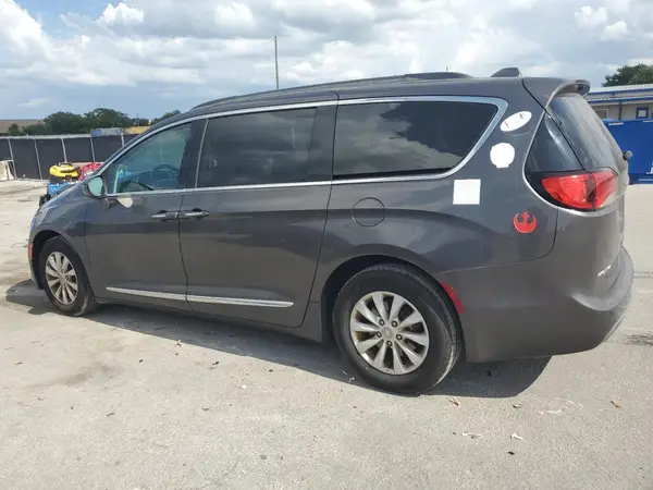 2C4RC1BG0HR620671 2017 CHRYSLER PACIFICA - Image 2