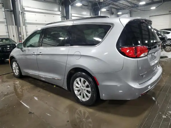 2C4RC1BG0HR620752 2017 CHRYSLER PACIFICA - Image 2