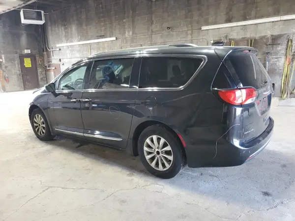 2C4RC1BG0HR621707 2017 CHRYSLER PACIFICA - Image 2