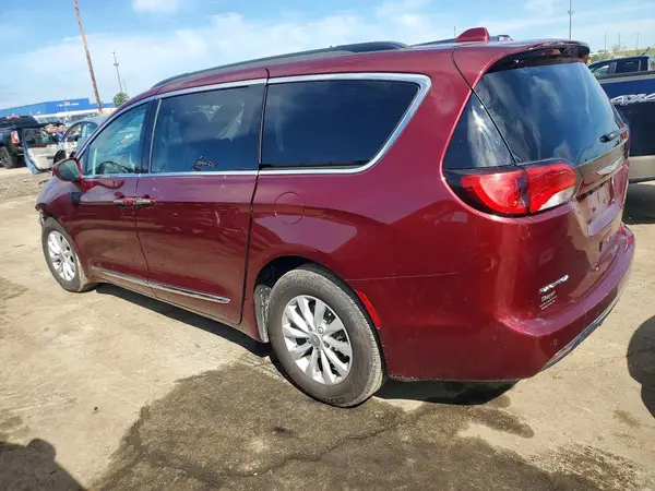 2C4RC1BG0HR623070 2017 CHRYSLER PACIFICA - Image 2