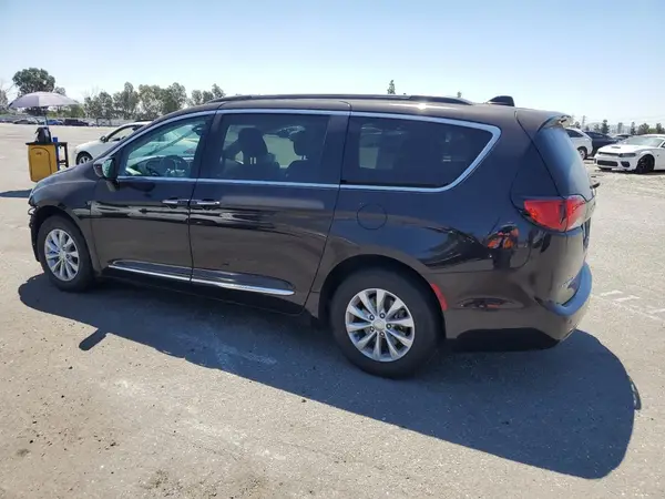 2C4RC1BG0HR635672 2017 CHRYSLER PACIFICA - Image 2