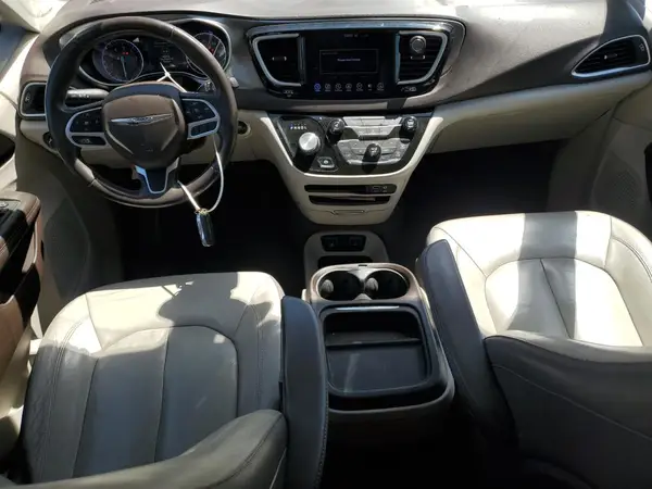 2C4RC1BG0HR635672 2017 CHRYSLER PACIFICA - Image 8