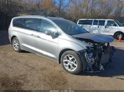 2C4RC1BG0HR638331 2017 CHRYSLER PACIFICA