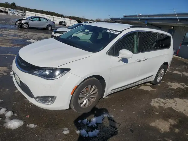 2C4RC1BG0HR642251 2017 CHRYSLER PACIFICA - Image 1