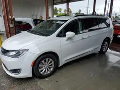 2C4RC1BG0HR642766 2017 CHRYSLER PACIFICA