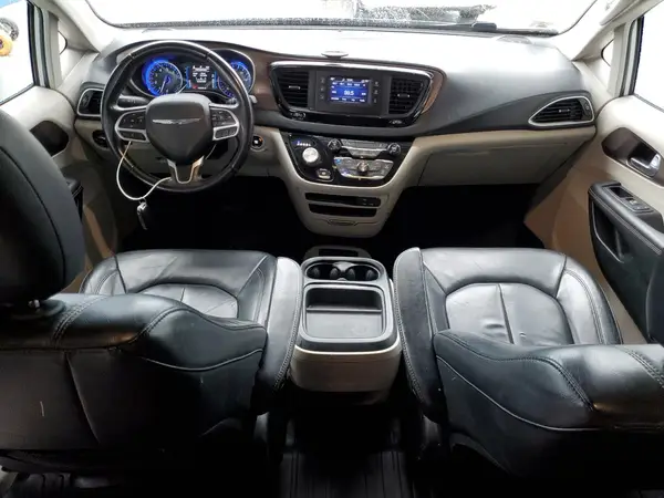 2C4RC1BG0HR642766 2017 CHRYSLER PACIFICA - Image 8