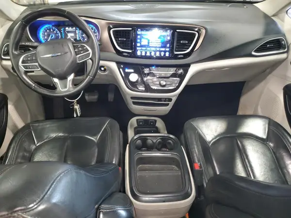 2C4RC1BG0HR645005 2017 CHRYSLER PACIFICA - Image 8