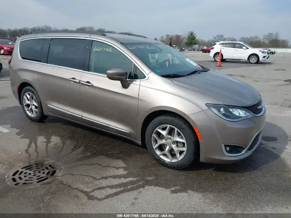 2C4RC1BG0HR645084 2017 CHRYSLER PACIFICA - Image 1