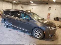 2C4RC1BG0HR654965 2017 CHRYSLER PACIFICA