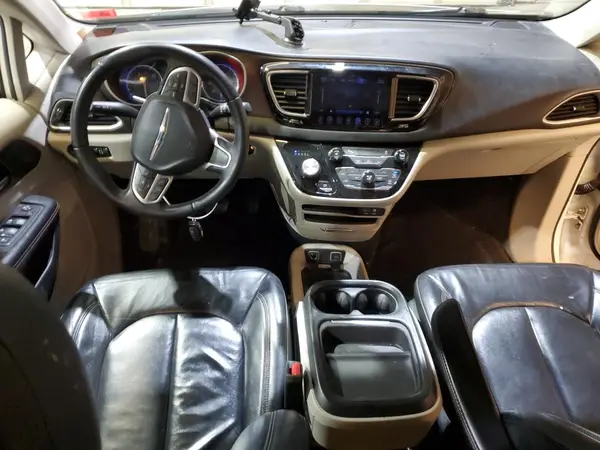 2C4RC1BG0HR668316 2017 CHRYSLER PACIFICA - Image 8