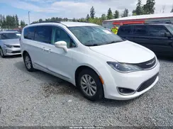 2C4RC1BG0HR688436 2017 CHRYSLER PACIFICA