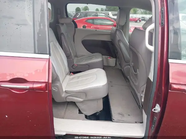 2C4RC1BG0HR702383 2017 CHRYSLER PACIFICA - Image 8