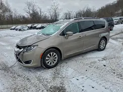 2C4RC1BG0HR704697 2017 CHRYSLER PACIFICA