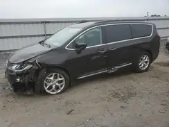 2C4RC1BG0HR710502 2017 CHRYSLER PACIFICA