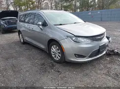 2C4RC1BG0HR711780 2017 CHRYSLER PACIFICA