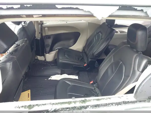 2C4RC1BG0HR720303 2017 CHRYSLER PACIFICA - Image 8