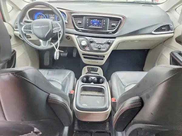 2C4RC1BG0HR739658 2017 CHRYSLER PACIFICA - Image 8