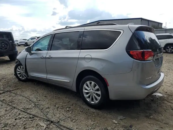 2C4RC1BG0HR745332 2017 CHRYSLER PACIFICA - Image 2