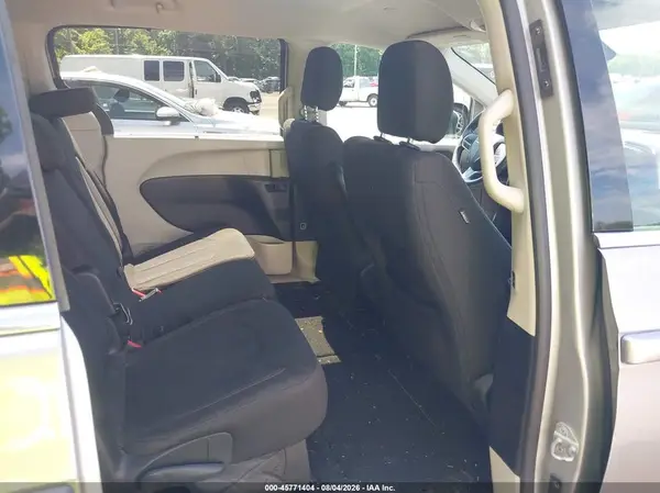 2C4RC1BG0HR745671 2017 CHRYSLER PACIFICA - Image 8