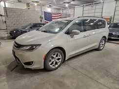 2C4RC1BG0HR748120 2017 CHRYSLER PACIFICA