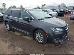 2C4RC1BG0HR753012 2017 CHRYSLER PACIFICA