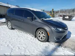 2C4RC1BG0HR777438 2017 CHRYSLER PACIFICA