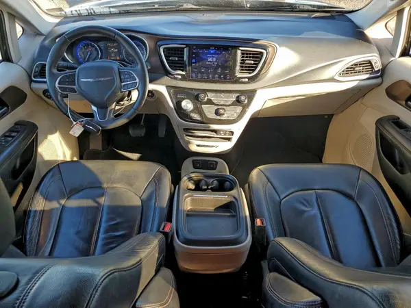 2C4RC1BG0HR778153 2017 CHRYSLER PACIFICA - Image 8