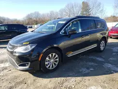 2C4RC1BG0HR785619 2017 CHRYSLER PACIFICA