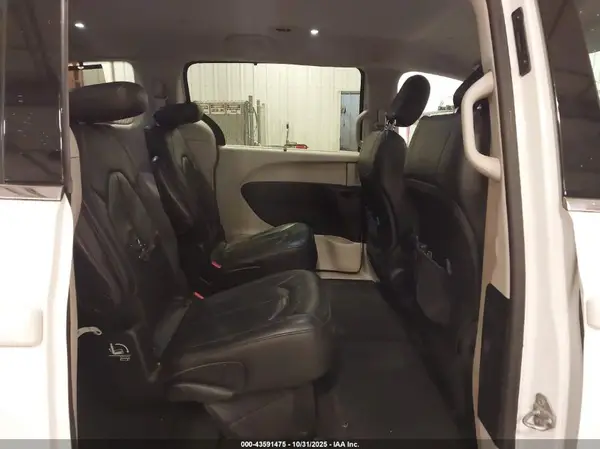 2C4RC1BG0HR794191 2017 CHRYSLER PACIFICA - Image 8