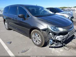 2C4RC1BG0HR796040 2017 CHRYSLER PACIFICA