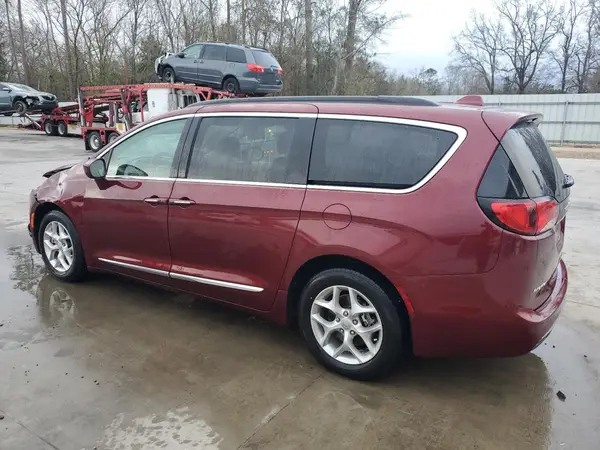 2C4RC1BG0HR796331 2017 CHRYSLER PACIFICA - Image 2