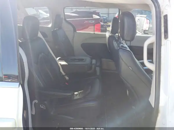 2C4RC1BG0HR803147 2017 CHRYSLER PACIFICA - Image 8