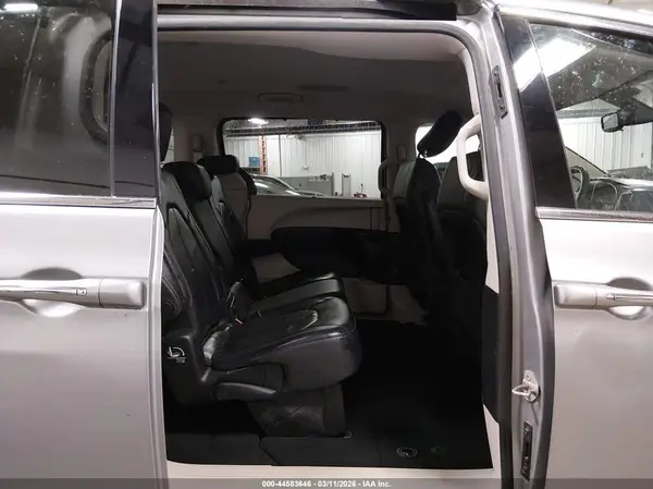 2C4RC1BG0HR809921 2017 CHRYSLER PACIFICA - Image 8