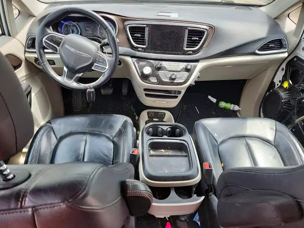 2C4RC1BG0HR810003 2017 CHRYSLER PACIFICA - Image 8